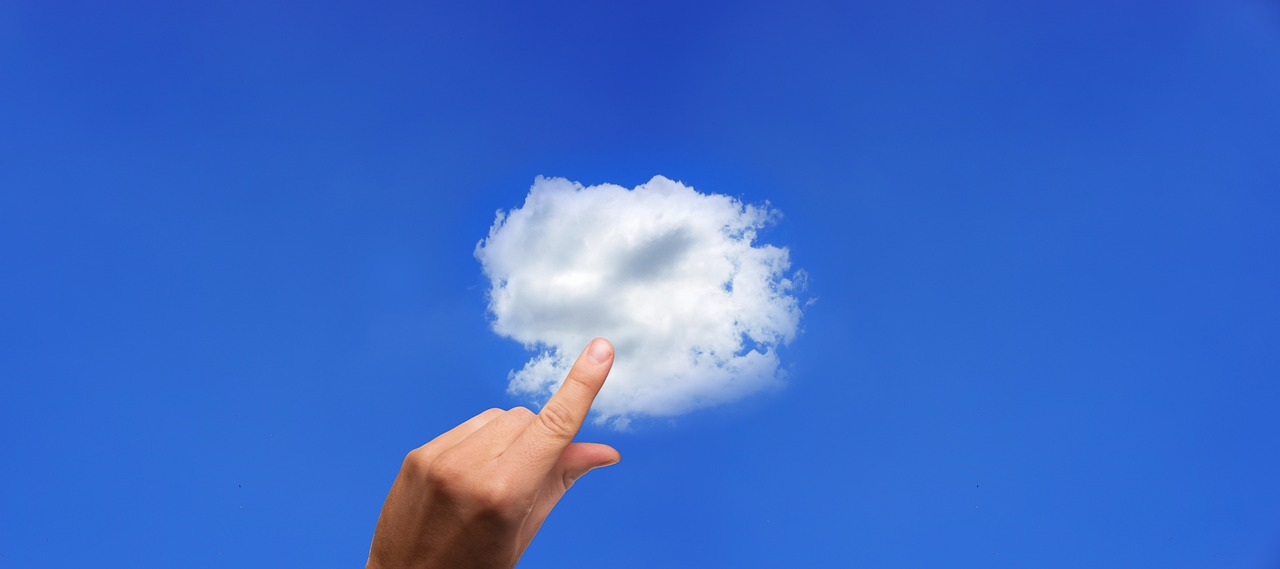 Hyperscaler cloud computing in the Netherlands shaping internet governance