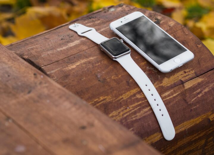 Apple Watch displaying watchOS 27 interface with new features