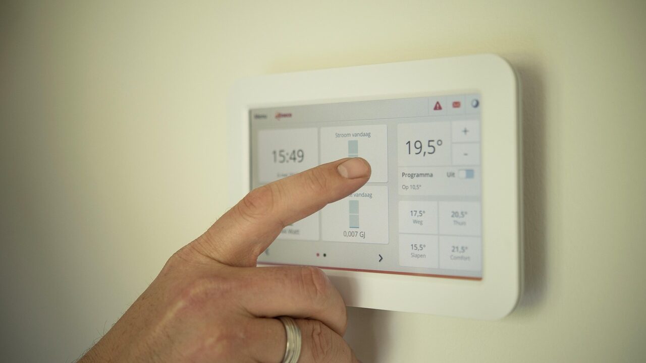 Illustration of simple and easy home automation setups
